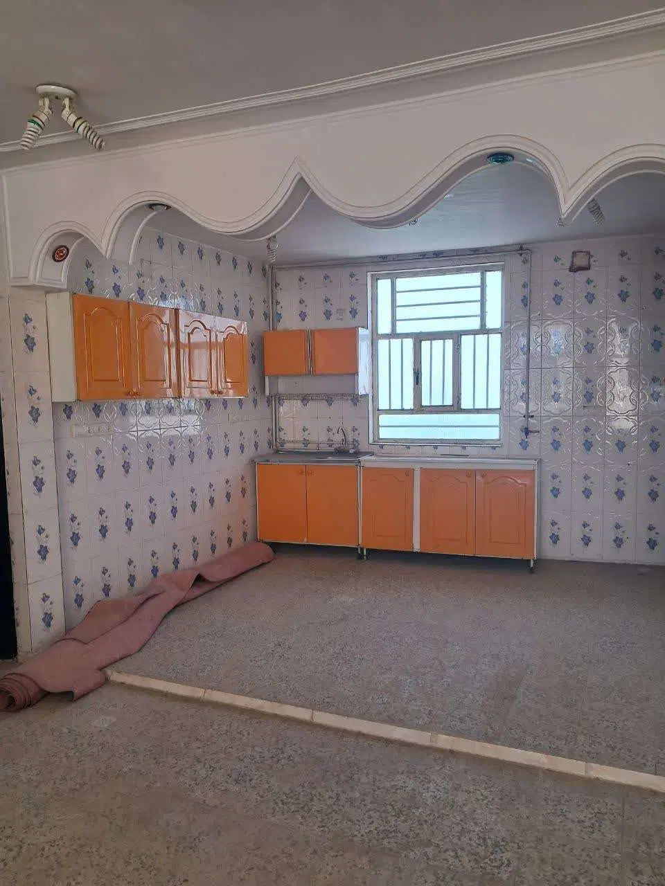اجاره لکس طبقه بالا