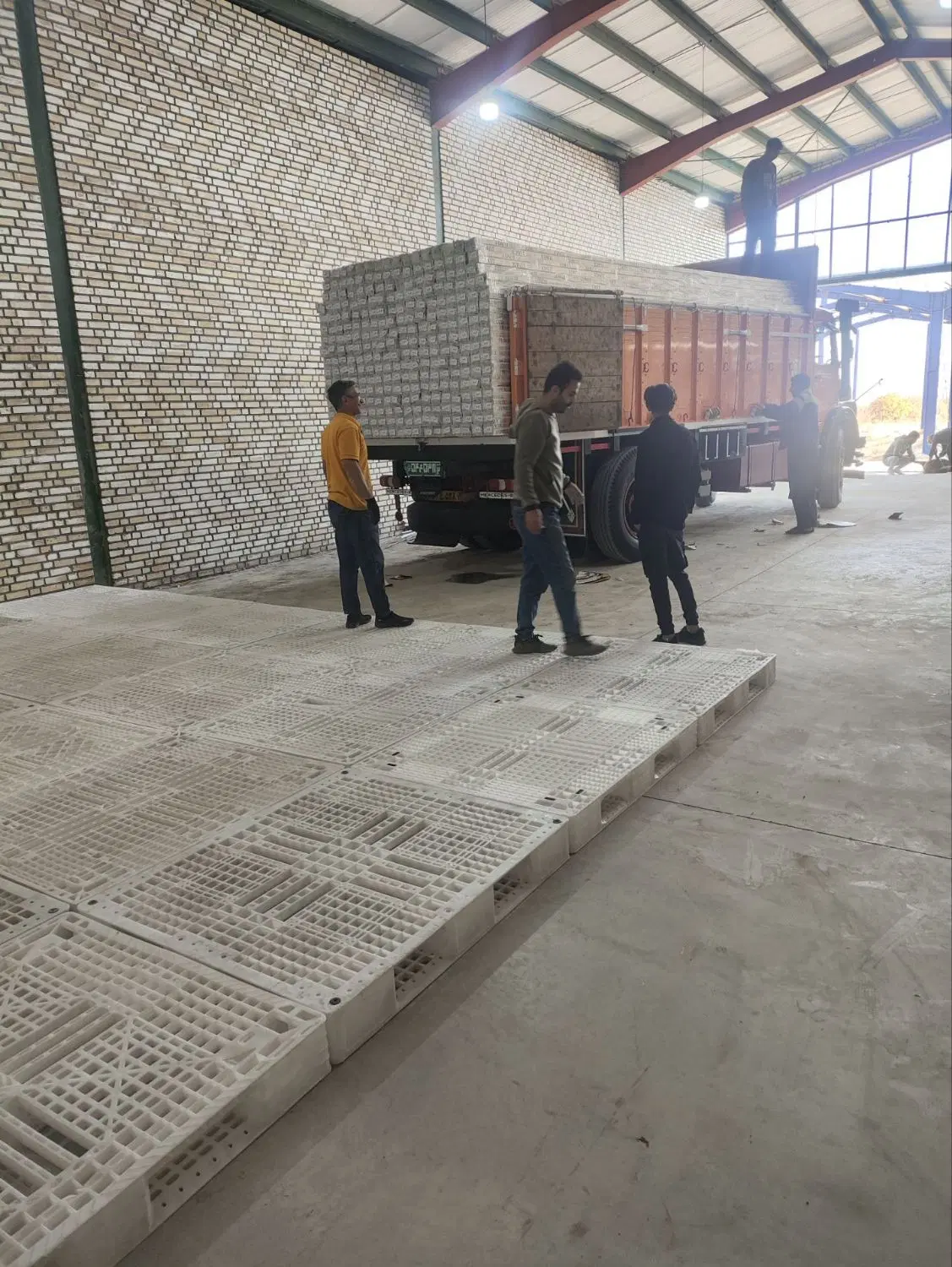 فروش سوله صنعتی ۲۴۰متری