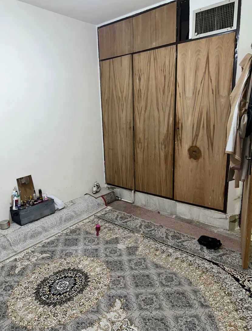 خونه ۵۶ متری سه طبقه دو واحدی سند تک برگ