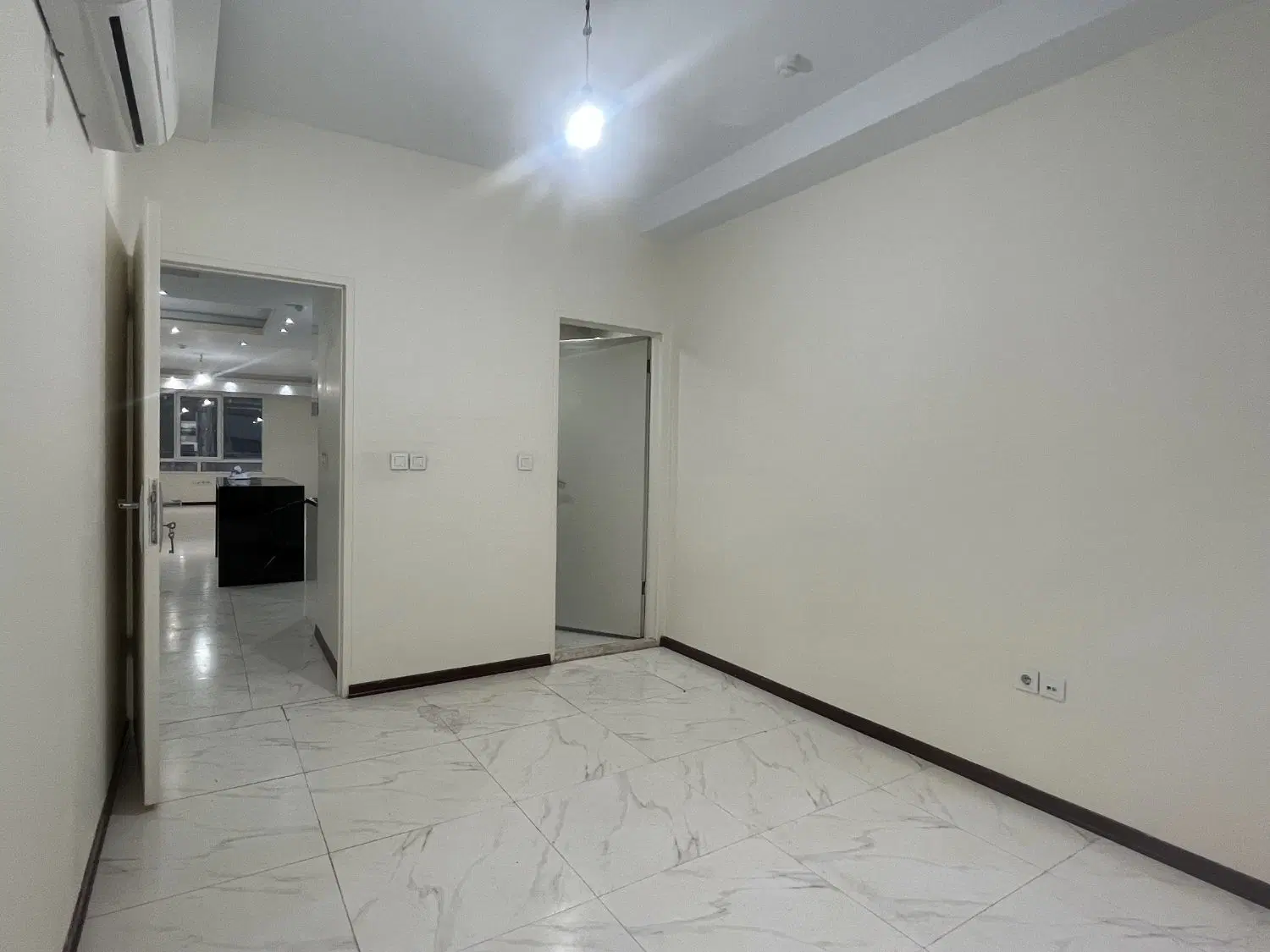 آپارتمان  ۱۲۰ متری نوساز،