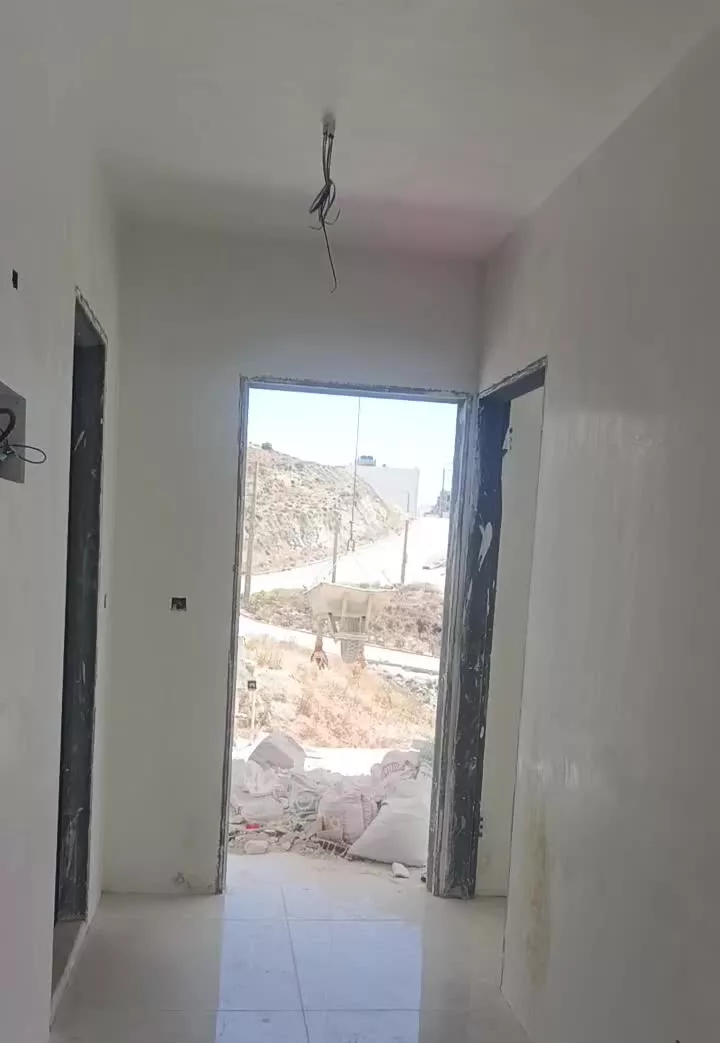 زمین و ساختمان صفر و پیش فروش