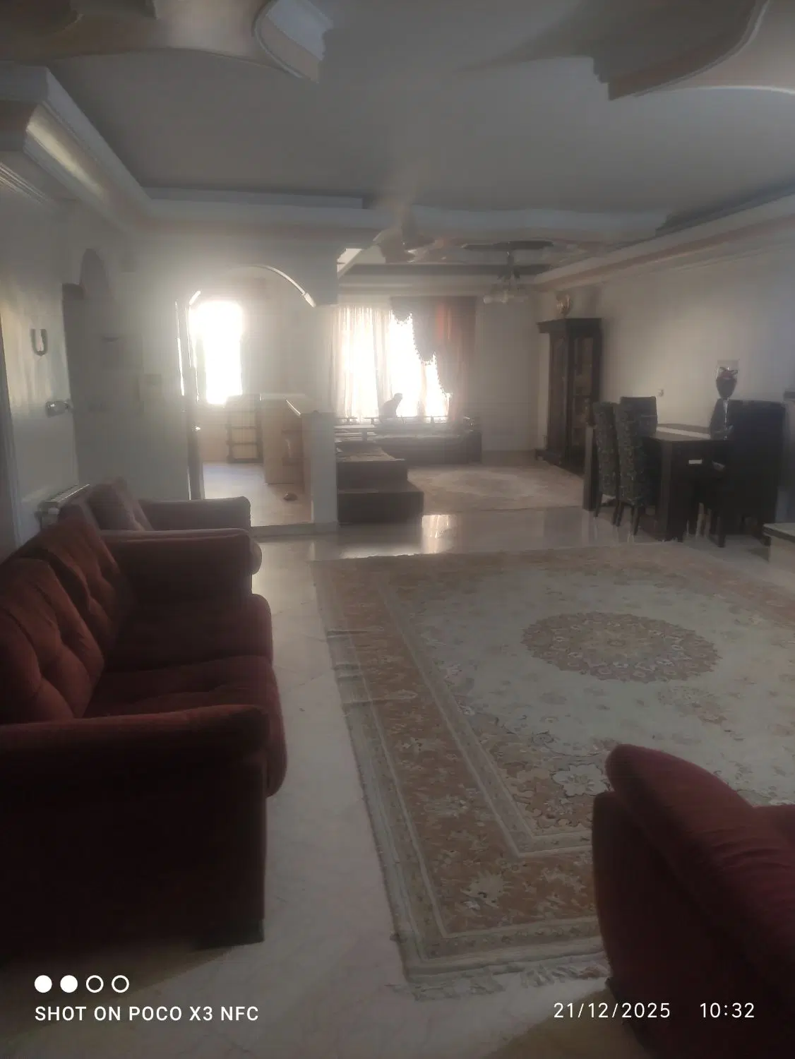 آپارتمان ، فلکه دوم صادقیه