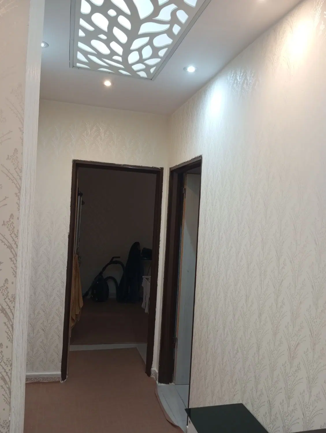 فروش آپارتمان پشت میدان جهاد ولیعصر