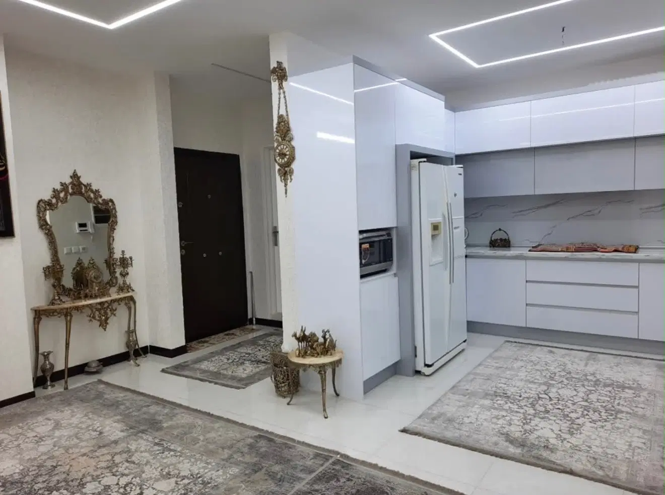 آپارتمان ۸۵ متری رویال پارک