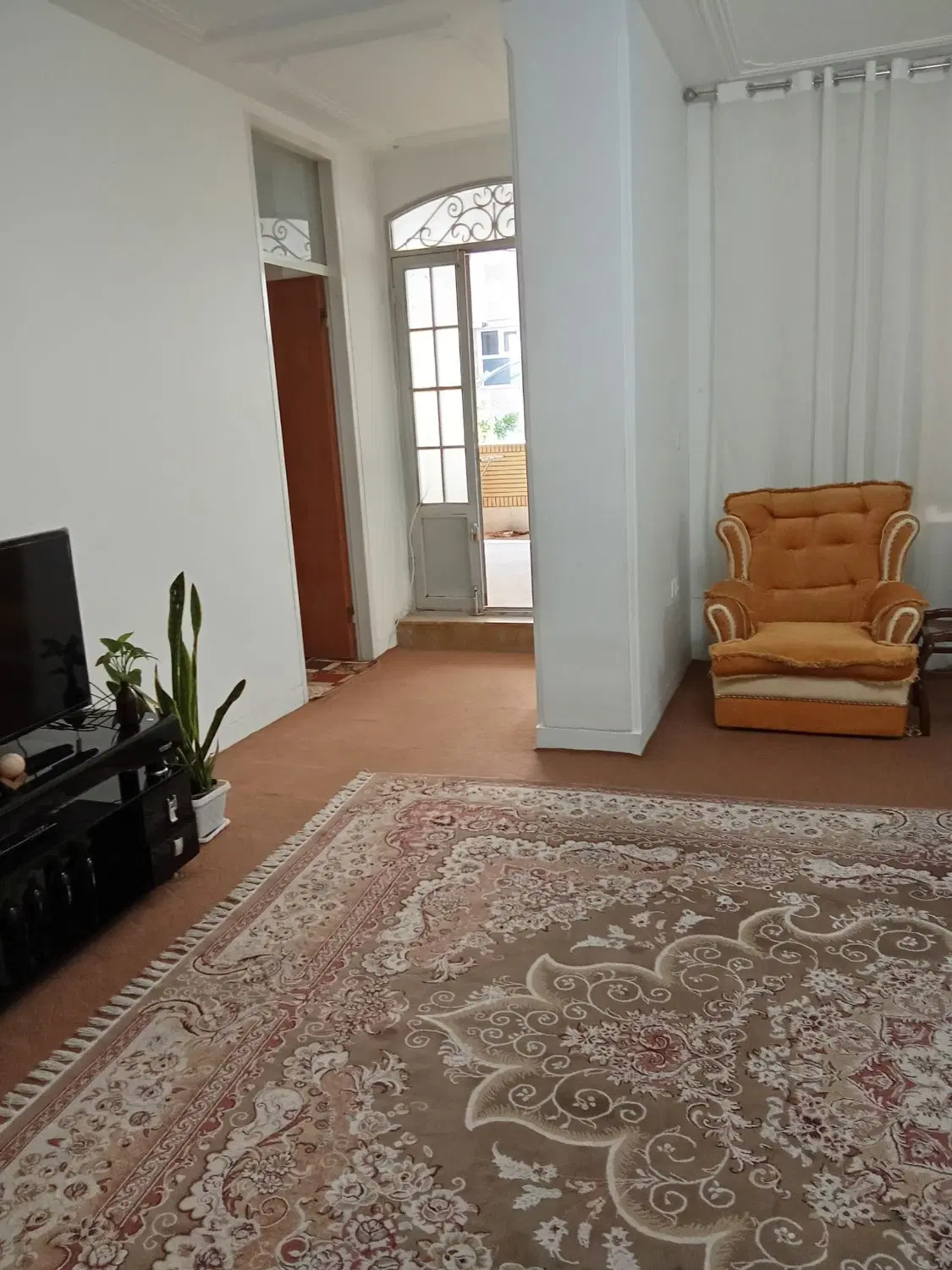 رهن و اجاره طبقه دوم منزل ویلایی_دوخواب_موسوی نژاد