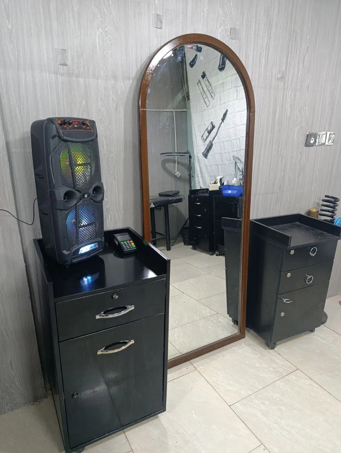 اجاره لاین ناخن و کراتینه مو