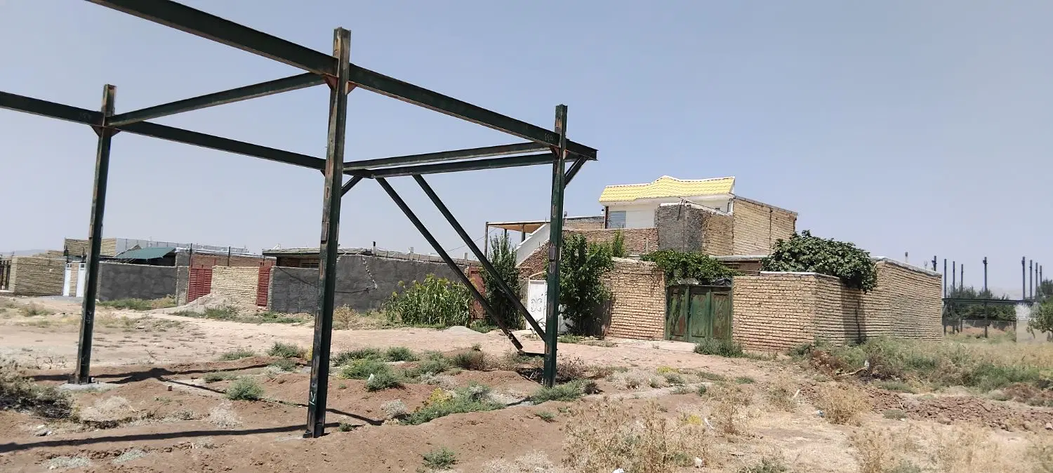 زمین در شهرک امام  نرسیده ب تالار خجسته
