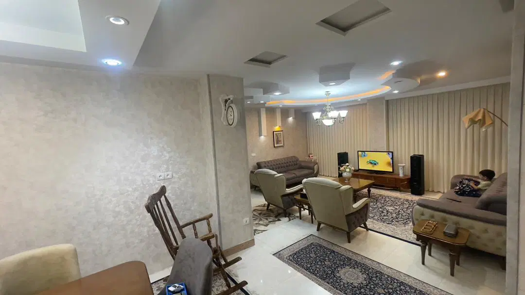 آپارتمان سند دار ۸۱ فول بازسازی باغستان
