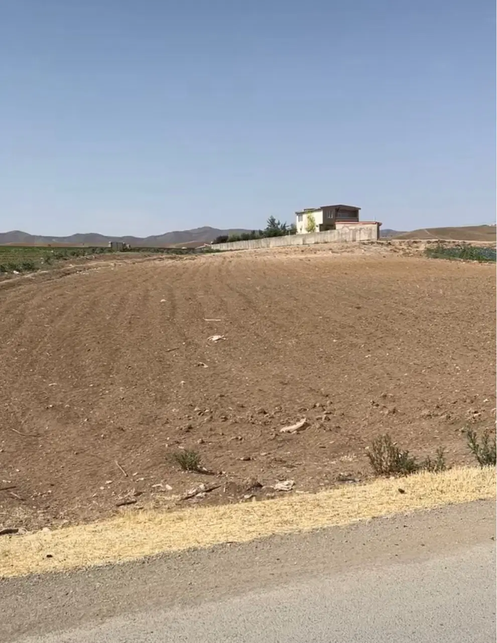 زمین فوری فروشی در آبسرد