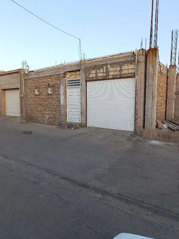 خانه فروشی در خیابان غواص