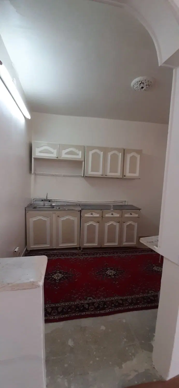 خانه دربستی دوطبقه با سرویس مجزا بدون اتاق خواب