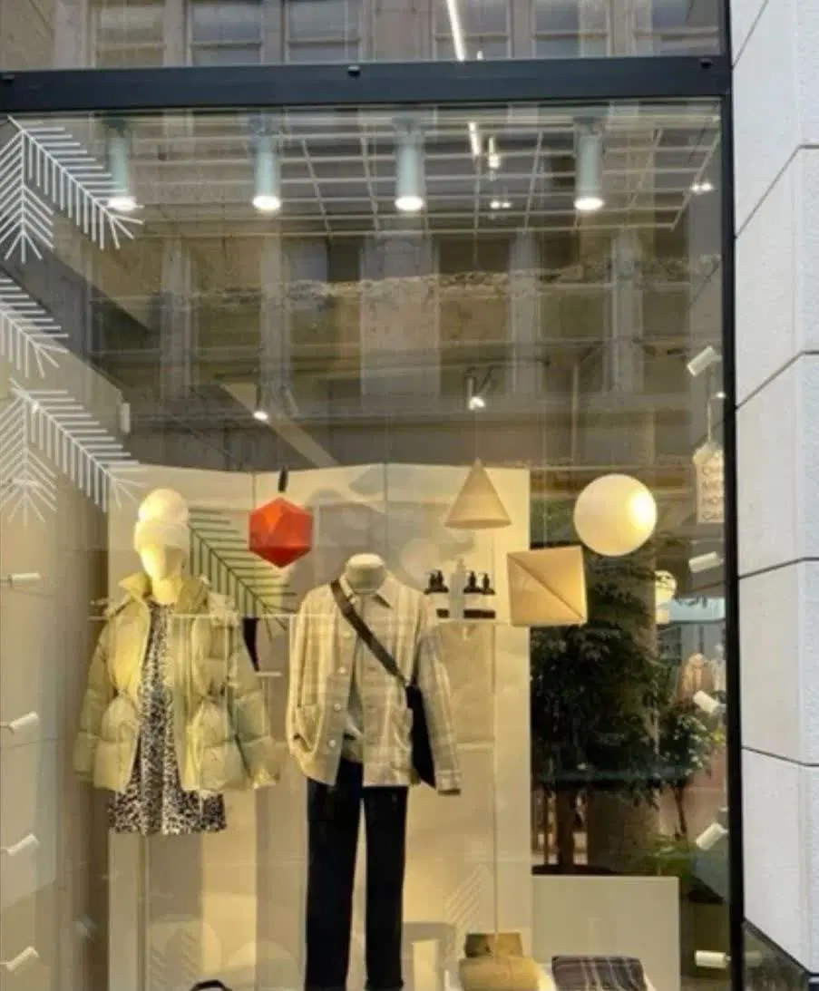 مغازه 8 متری
