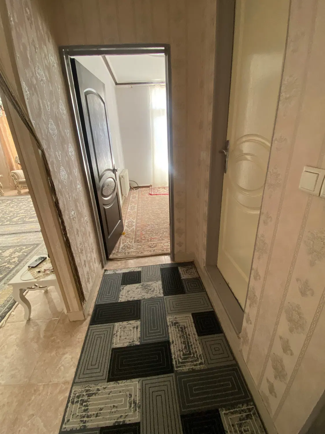 آپارتمانی۱۰۷متر کارمندان
