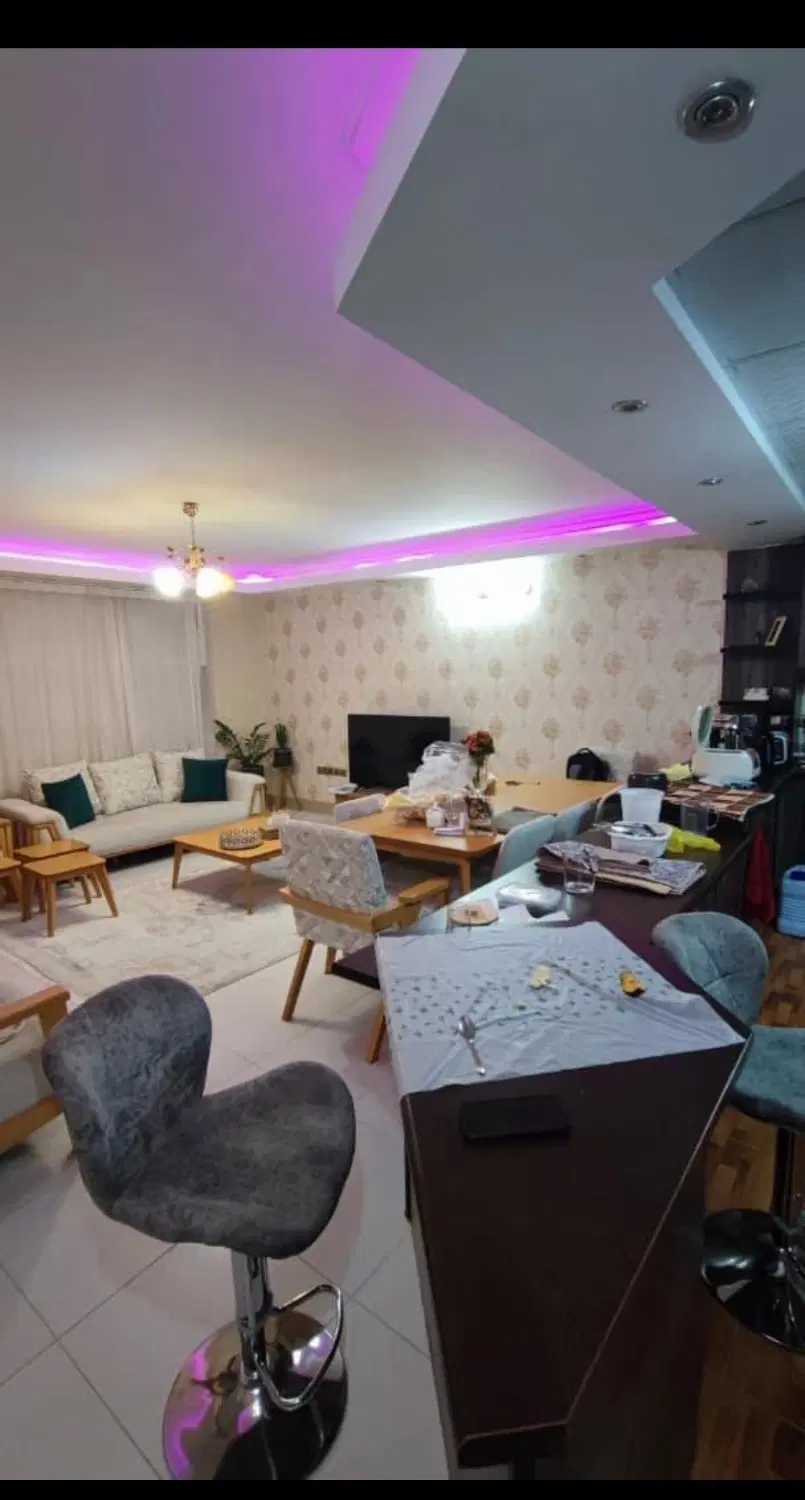 آپارتمان ۱۳۰متری_دوخواب_لوکیشن  خوب مطهری شمالی