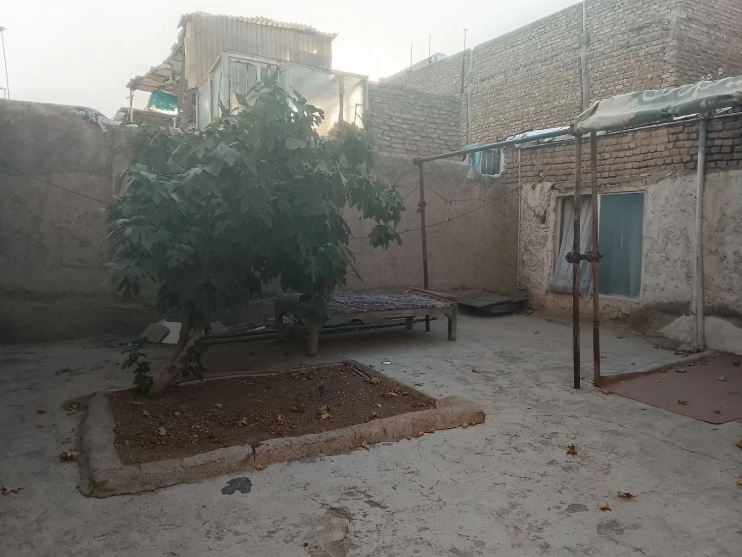 ملک کلنگی مسکونی تجاری