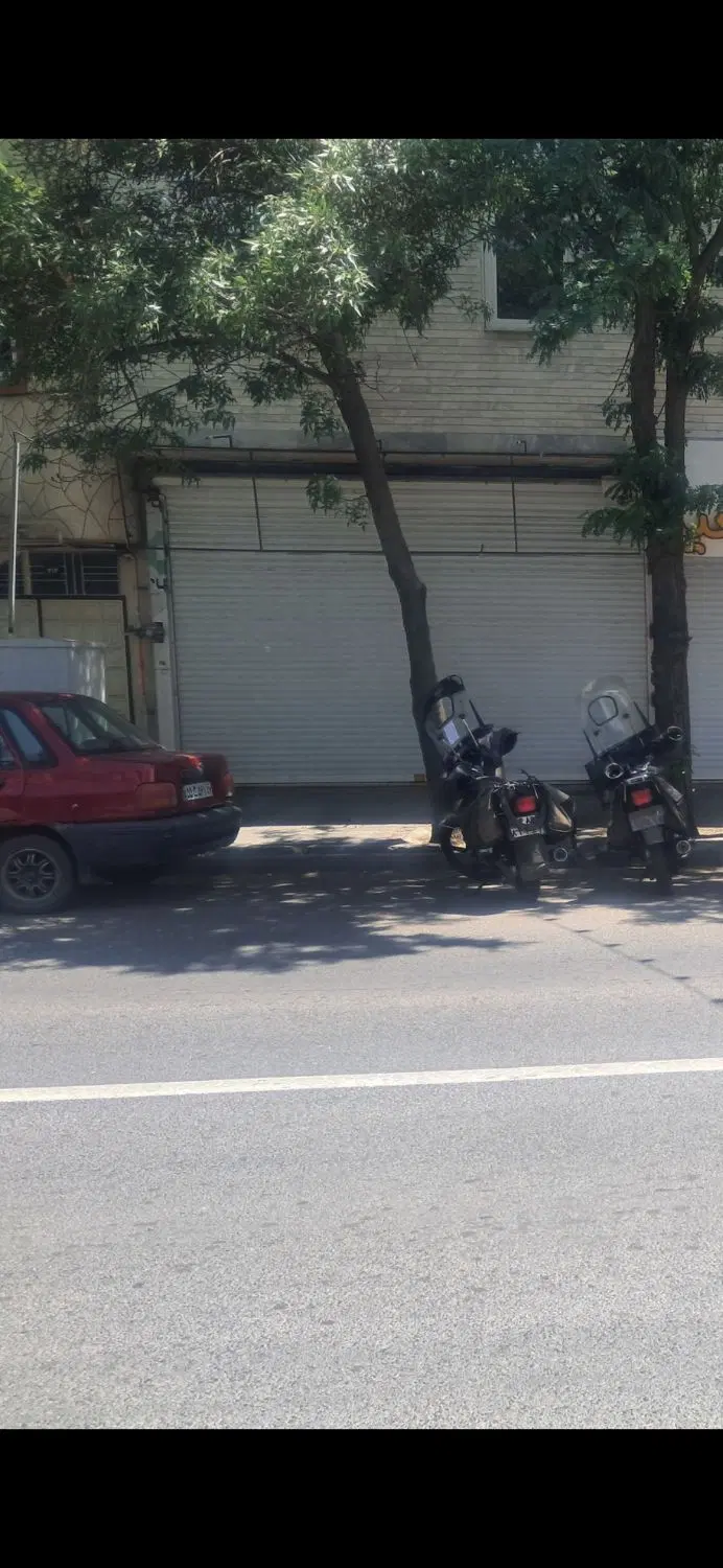 مغازه دو دهنه بر اصلی خیابان بعثت