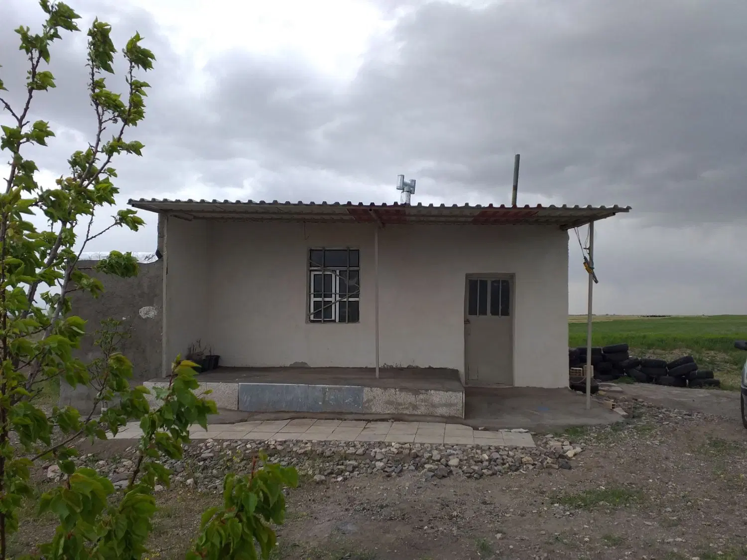 باغ  و زمین زراعی