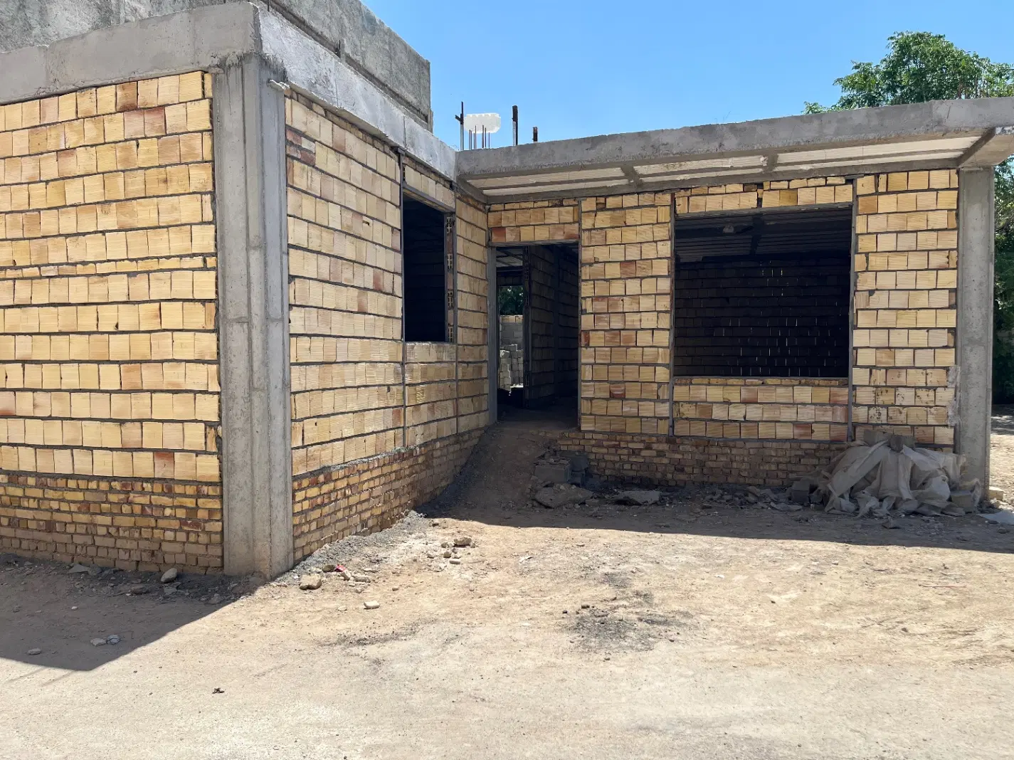 ویلایی نیمه ساز