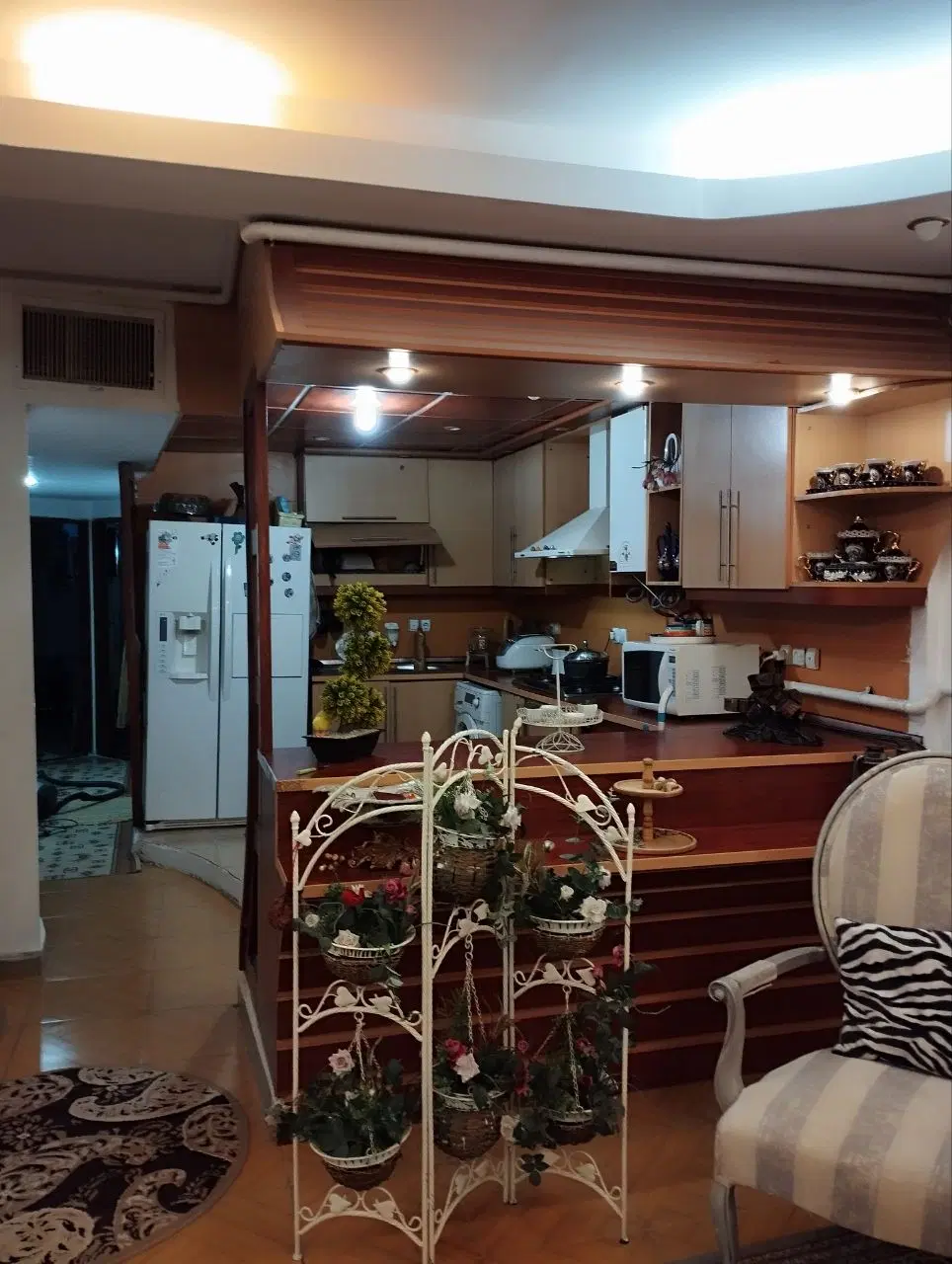 آپارتمان اجاره ای  اول پاسداران فول امکانات