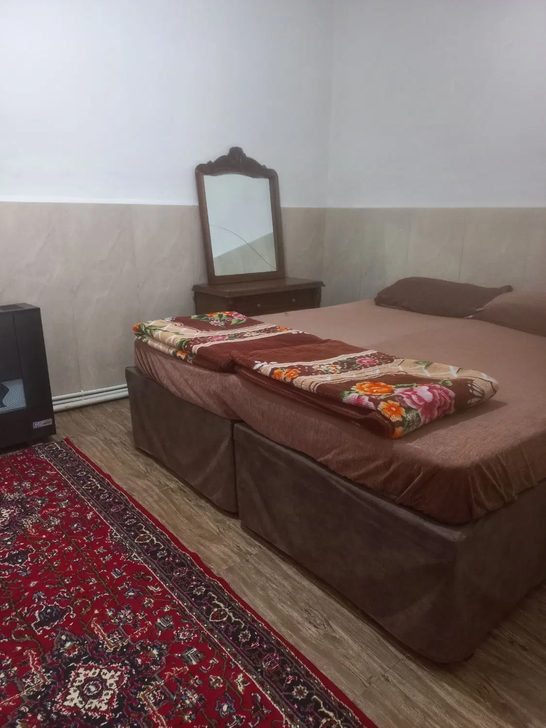سوئیت همکف و پارکینگ دار