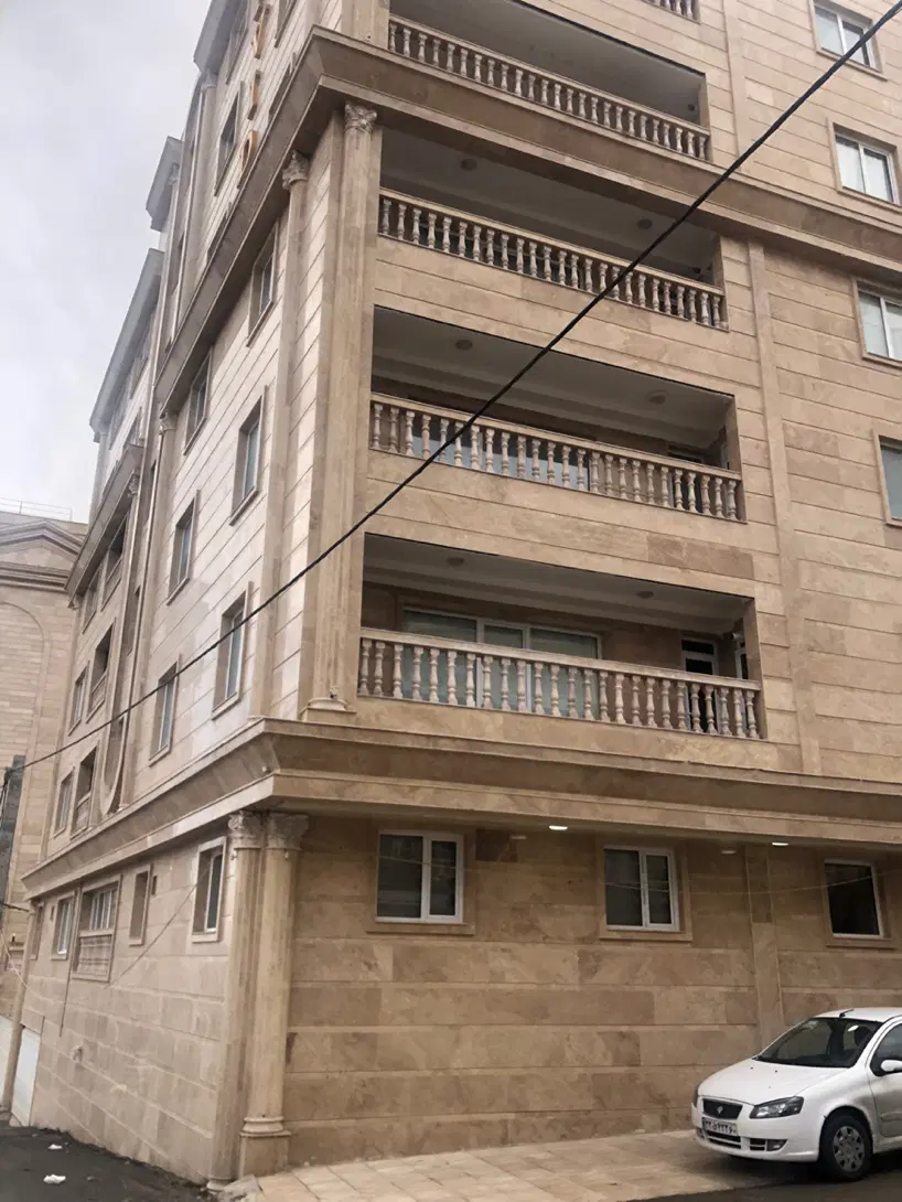 هم خونه در شهرک آزادی