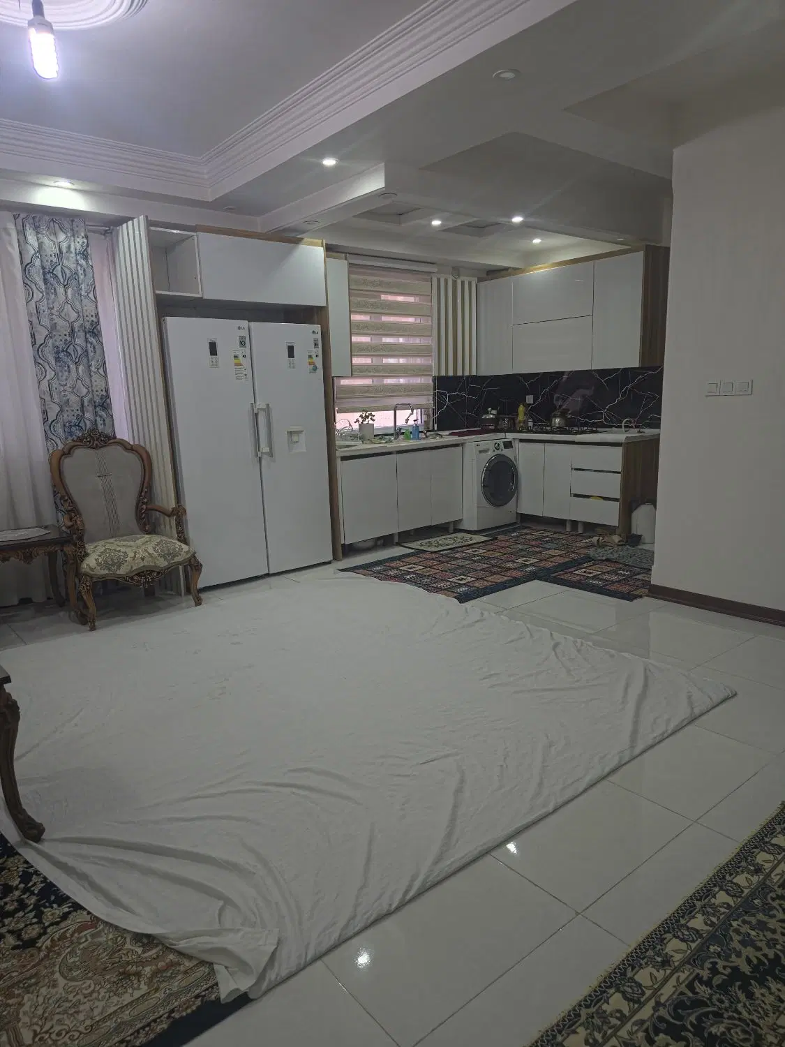 ۶۲ متر*تکواحدی با پارکینگ و انباری