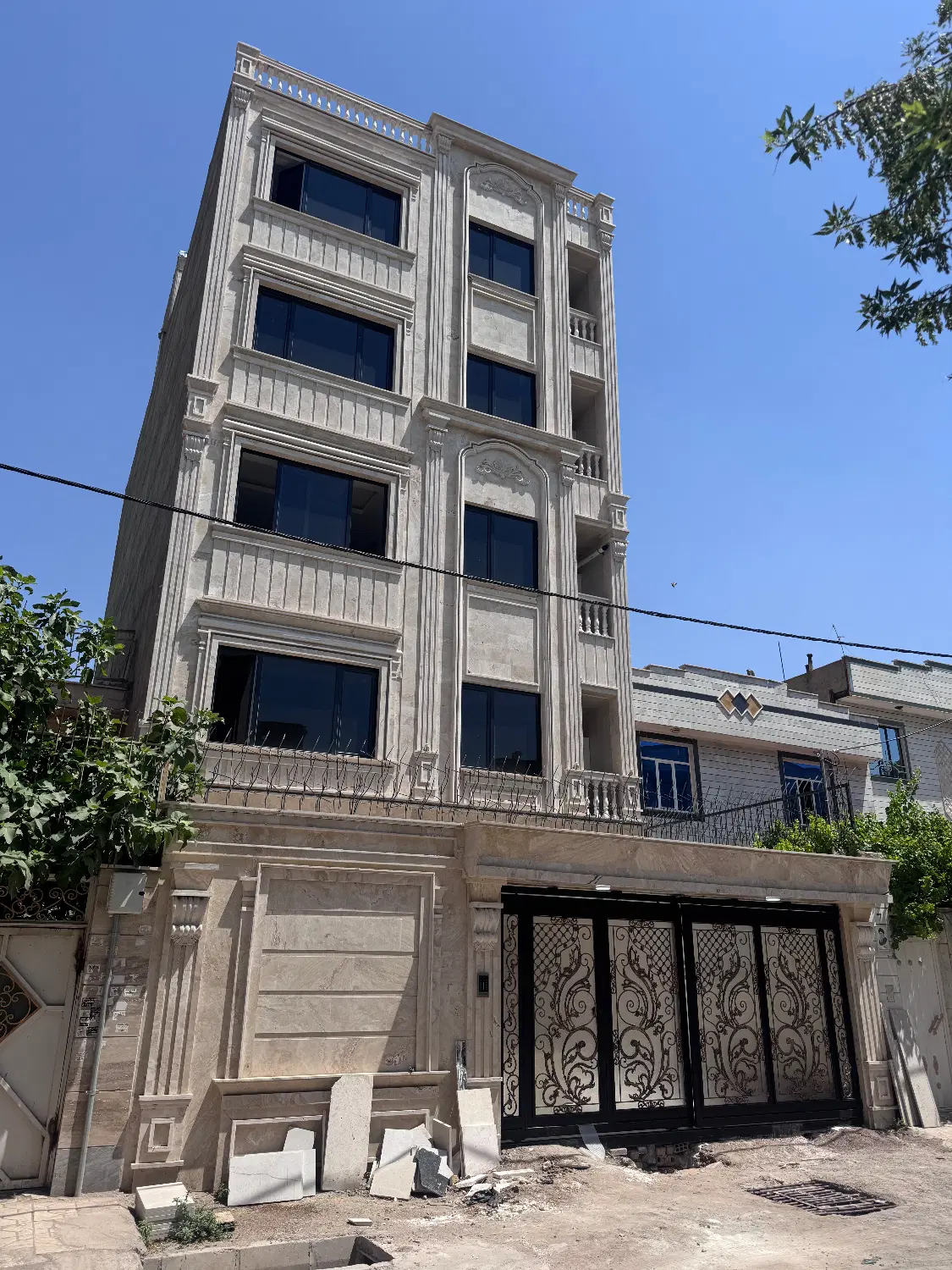 فروش آپارتمان ۱۰۳ متری آبگینه مینودر