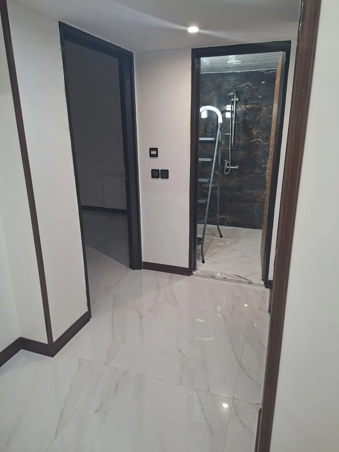 اپارتمان صفر خیابان طالقانی