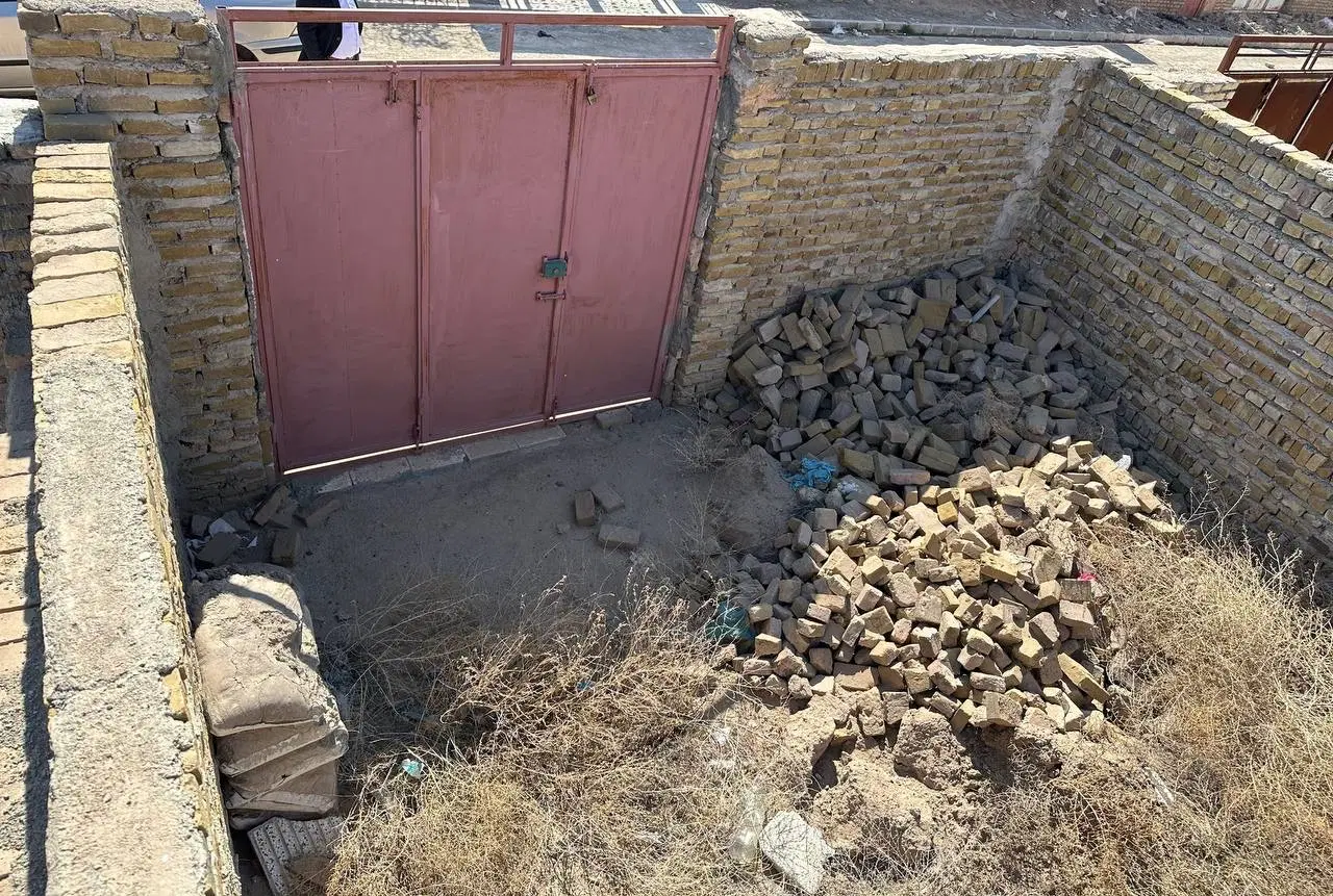 چهاردیواری کهنه آب ولیعصر ۶ آماده سقف