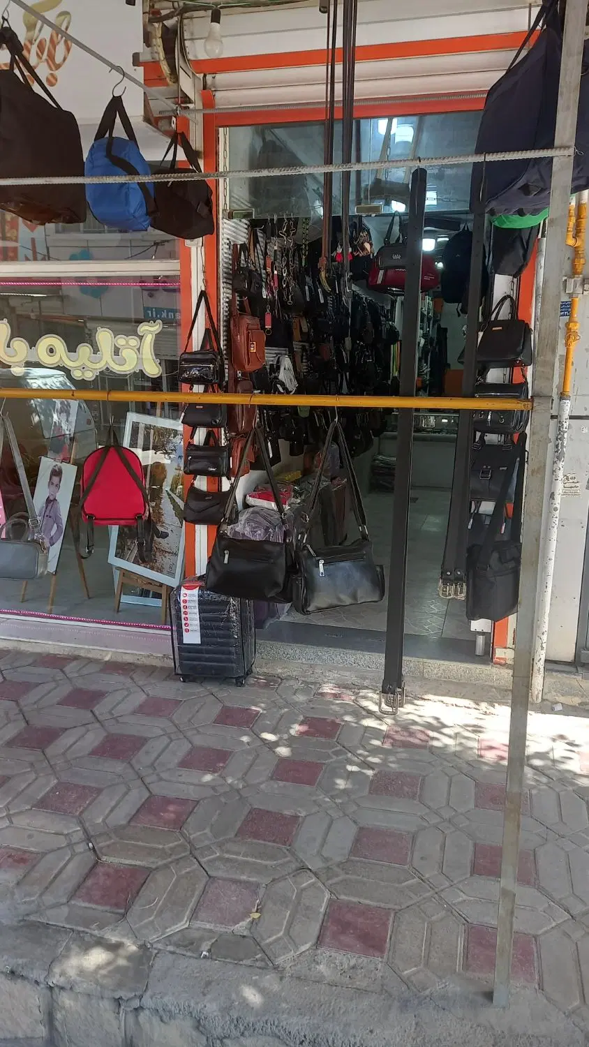 فروش مغازه مرکز شهر