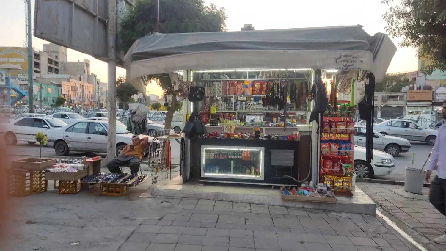 دکه میدان آزادی