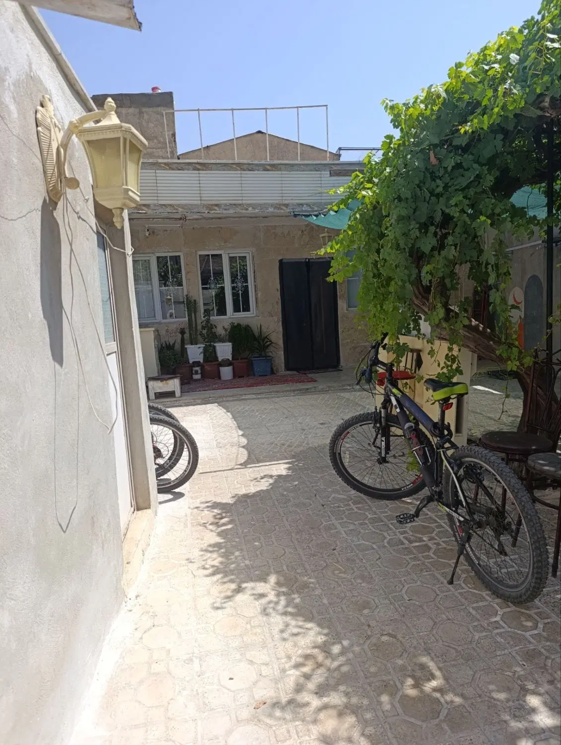 فروش خانه ویلایی ۲۲۰ متری  ۴ خواب
