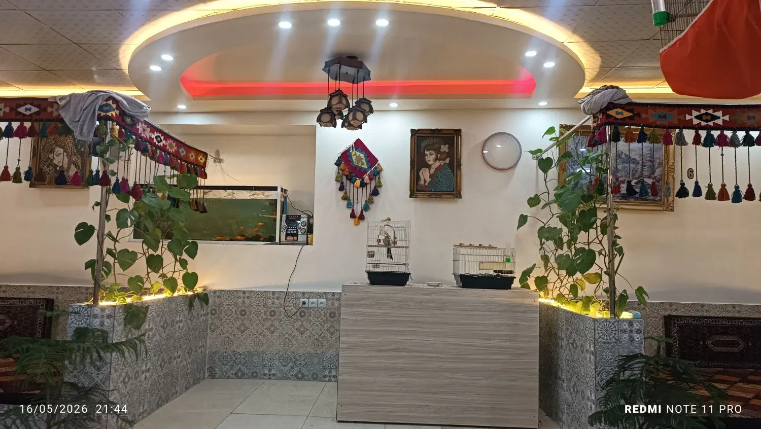 فروش کافه رستوران با همه تجهیزات و امکانات