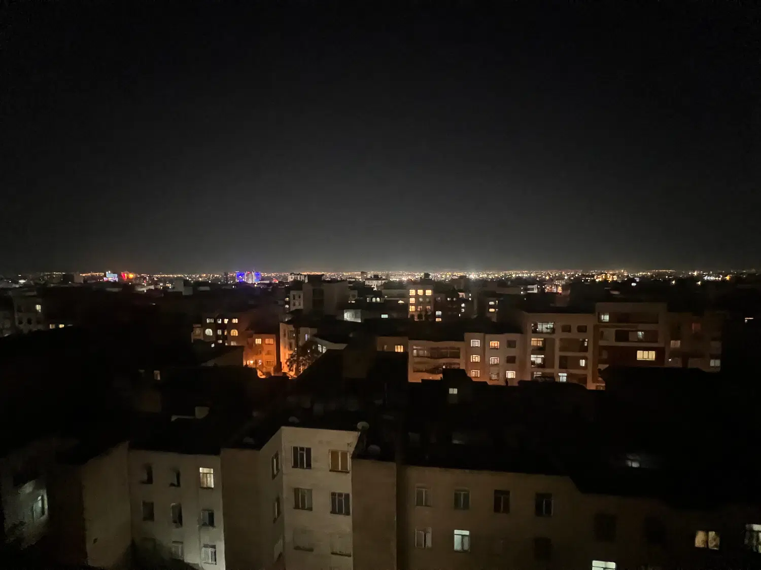 ۴۲۰ متر بر ۱۲ تک‌ مالک