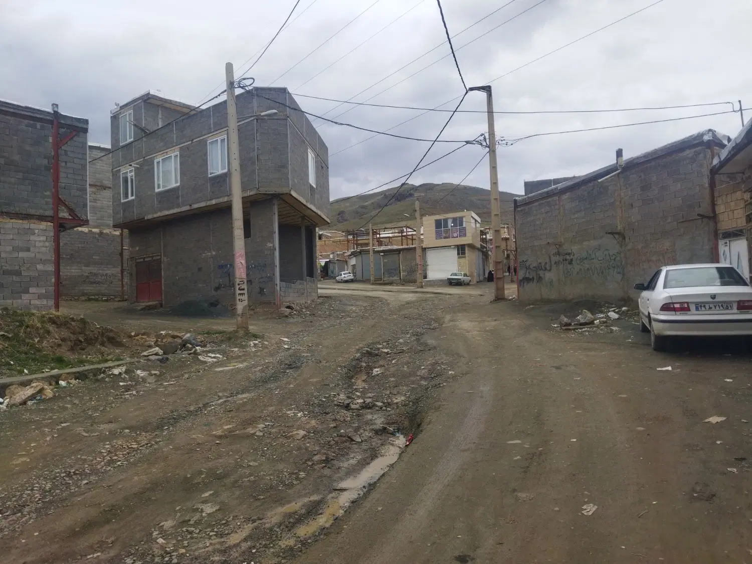زمین دونبش 70 متری