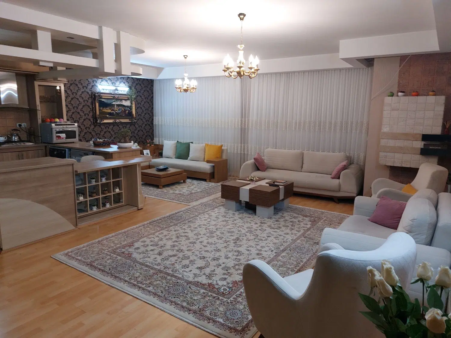 آپارتمان ۱۰۰ متری هاشمیه۲۸