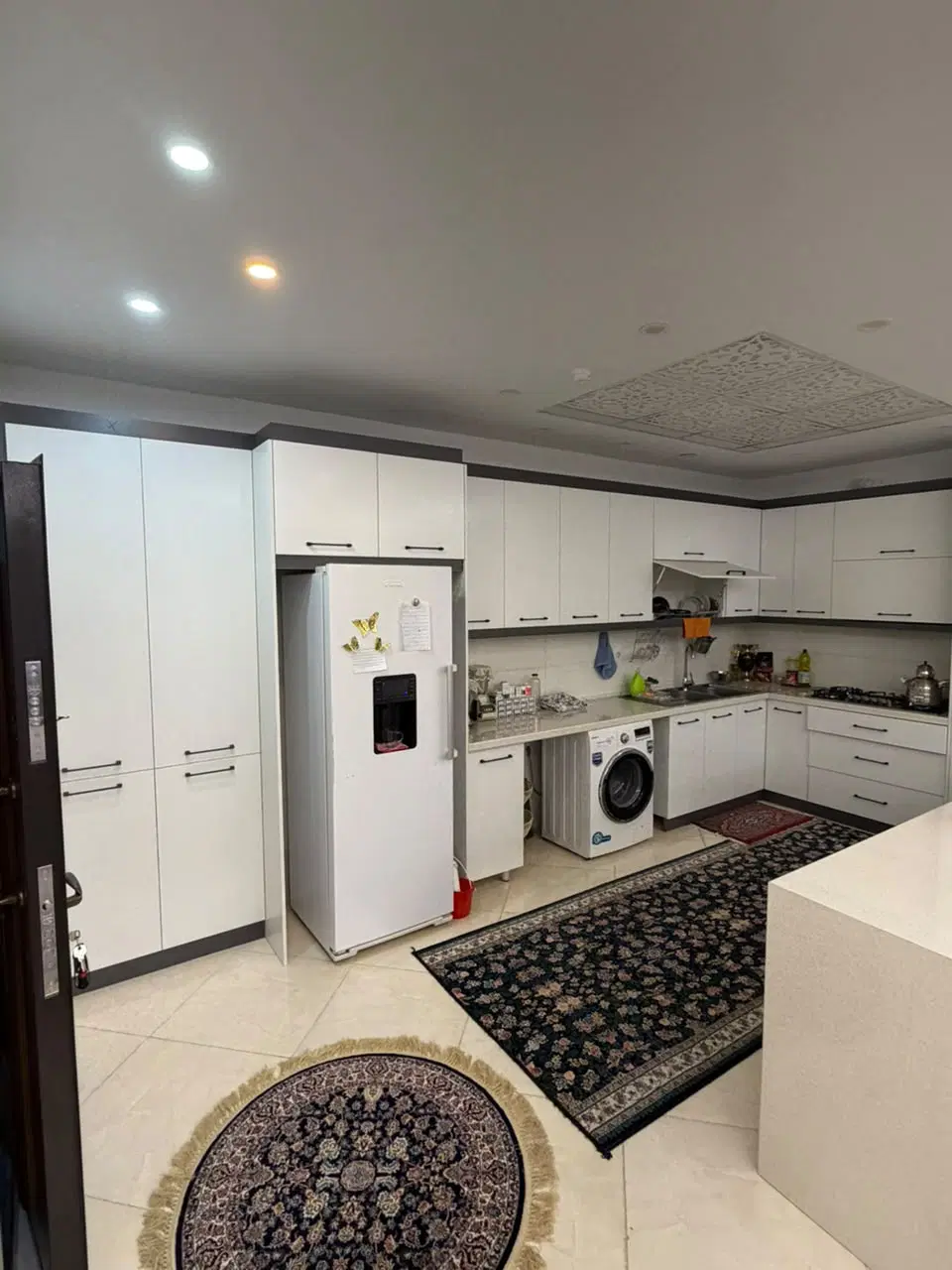 آپارتمان ۱۰۰ متری فروشی کیومرثیه