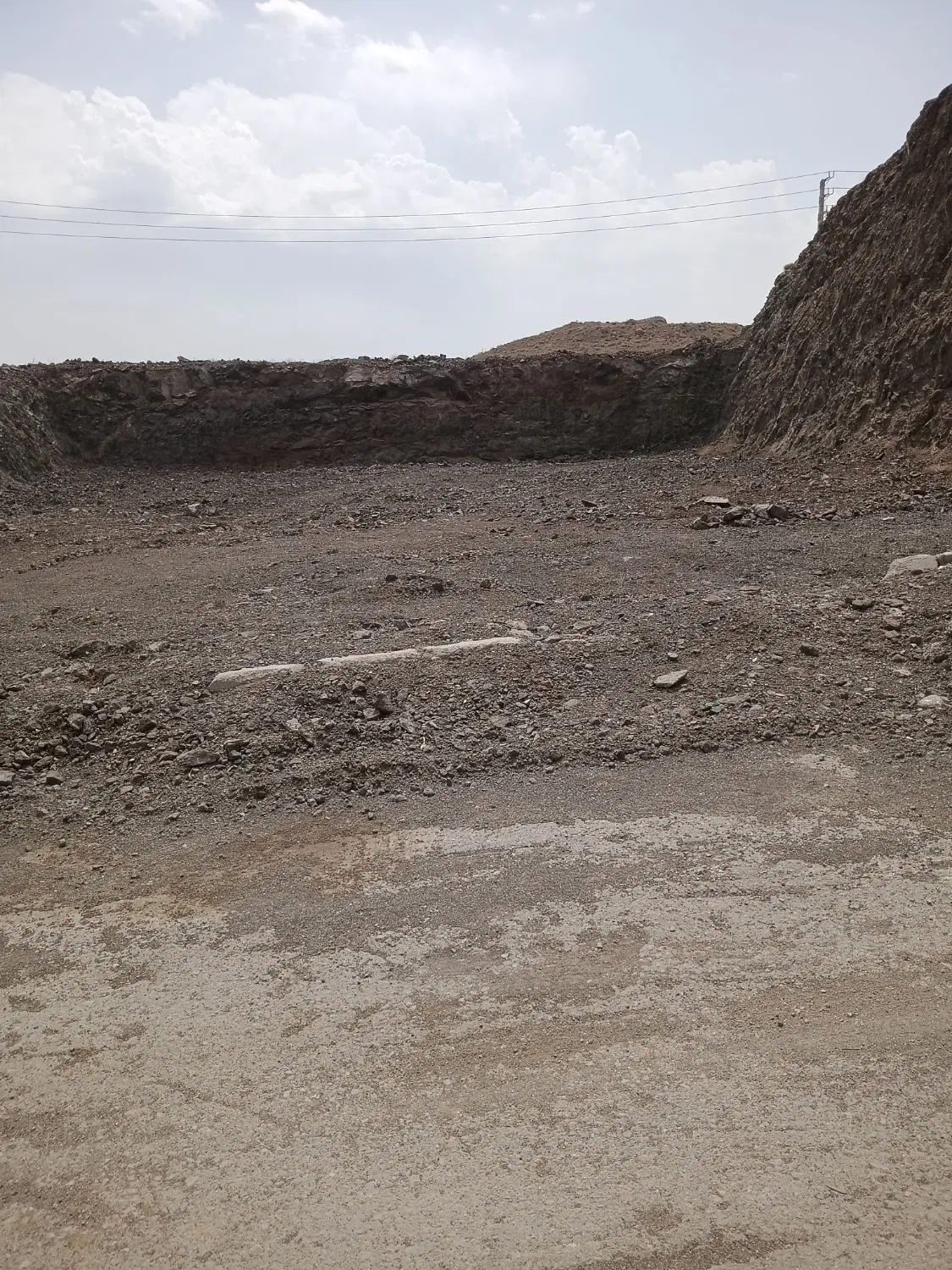 زمین ۹۰۰ متری شمالی پردیس