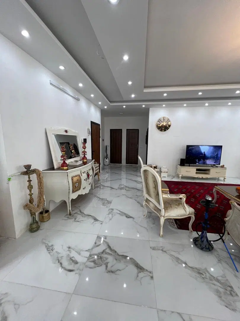 اپارتمان اوایل اندیشه