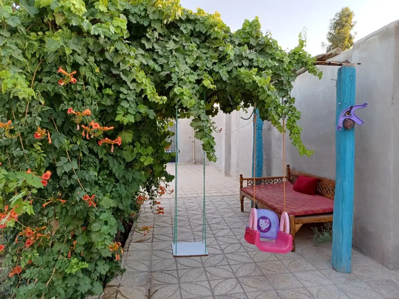خانه داخل بافت ورامین پیشوا روستا قلعه بلند