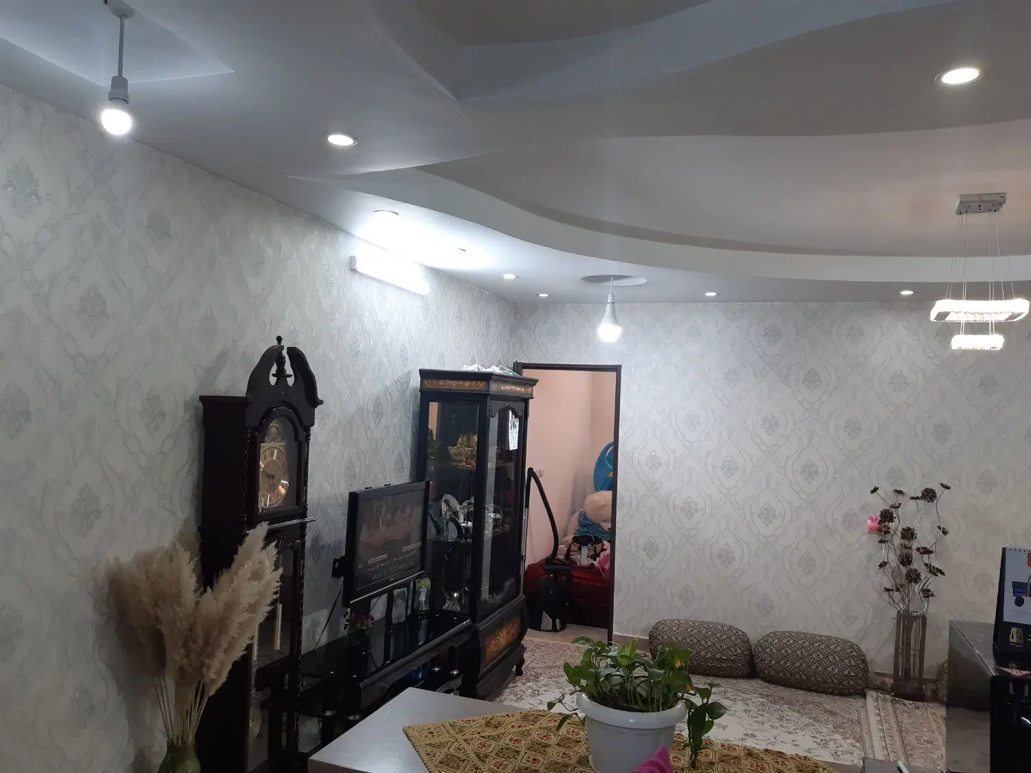 آپارتمان ۸۵ متری فروشی