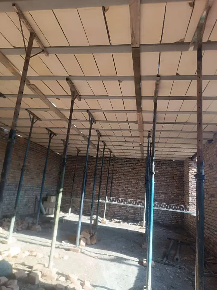زیرزمین برخیابان کسری