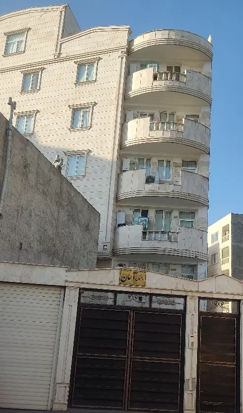 فروش واحد ۷۰ متری بهر اصلی خیابان