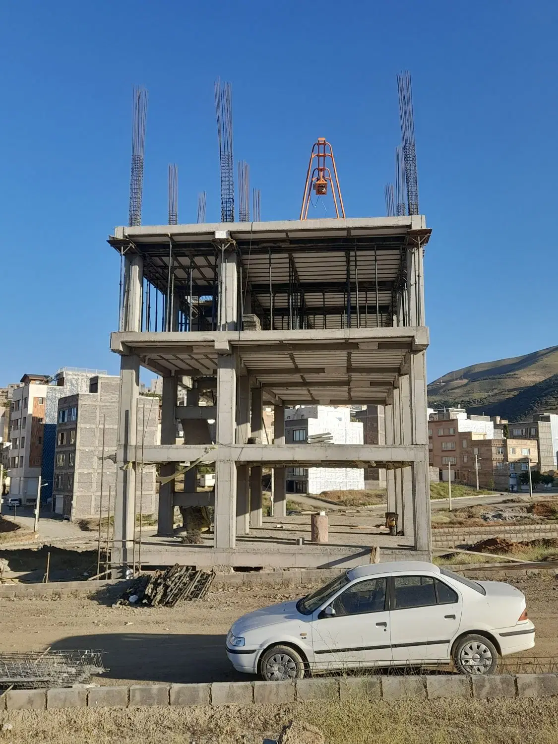زمین شهرک فاز ۲  جنوبی محدوده کارگاه  سند تک برگ