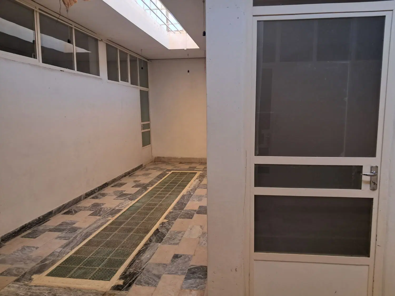 ۱۷۸مترمناسب برای مطب وآموزشگاه
