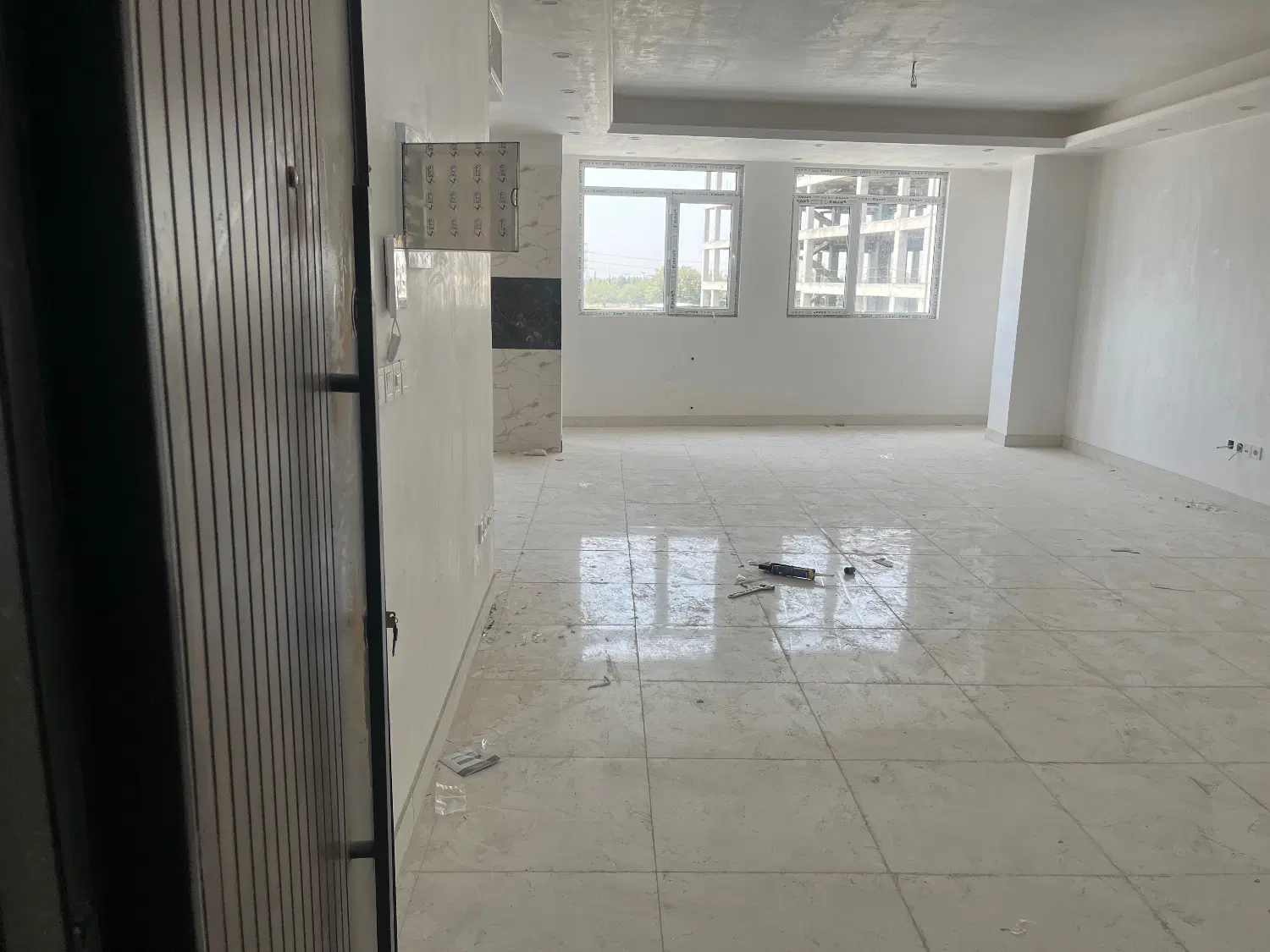 آپارتمان نوساز ۱۰۲متری