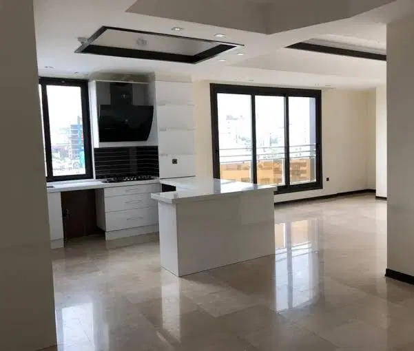 ملک ۱۳۰ متری ابتدای شهرک دانشگاه