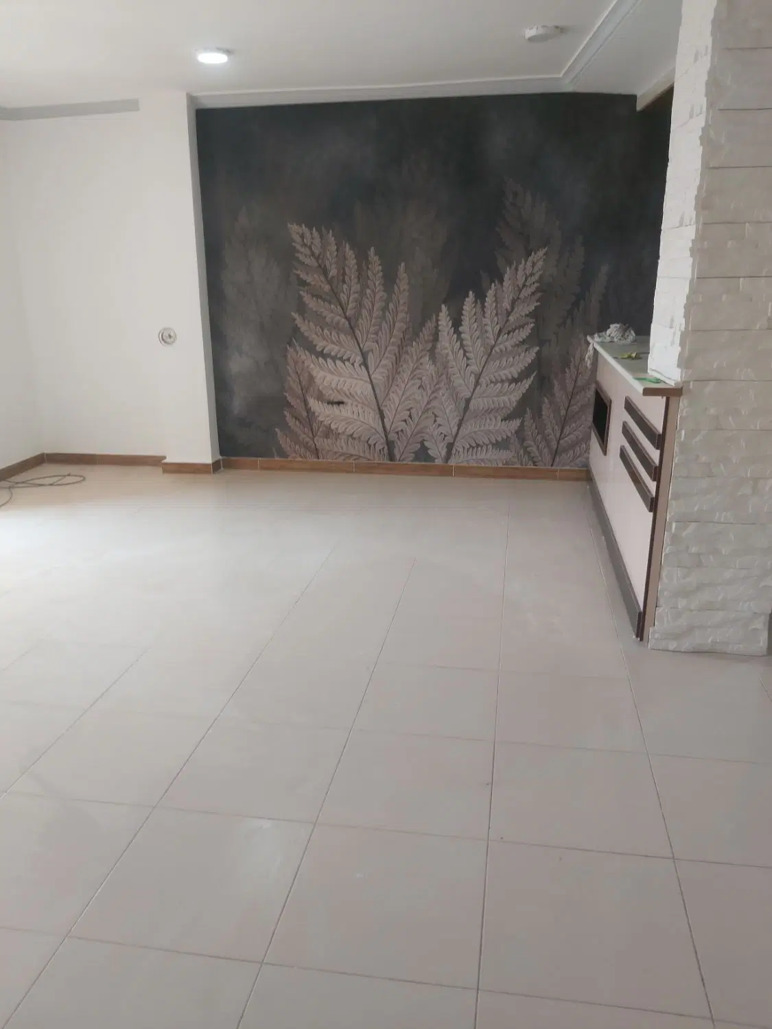 رهن آپارتمان ۱۰۲ خیابان جام جم