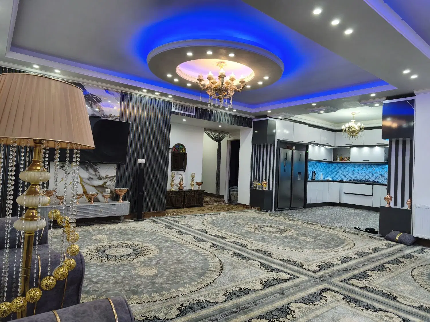 فروش خانه لوکس شرف آباد