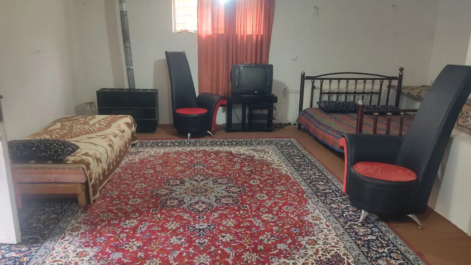 سوییت ۴۵ متریمرکز شهر کنار رودخانه